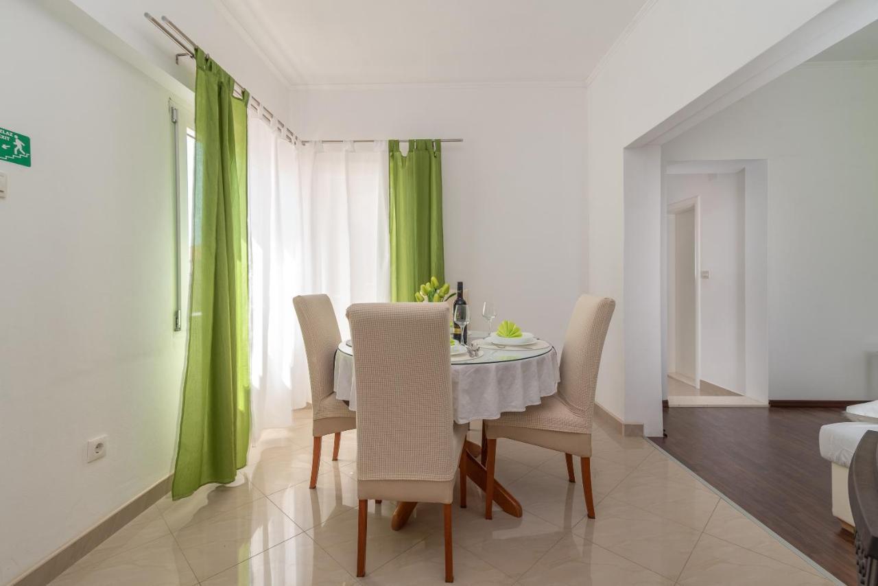 Apartment Roko Trogir Exteriör bild