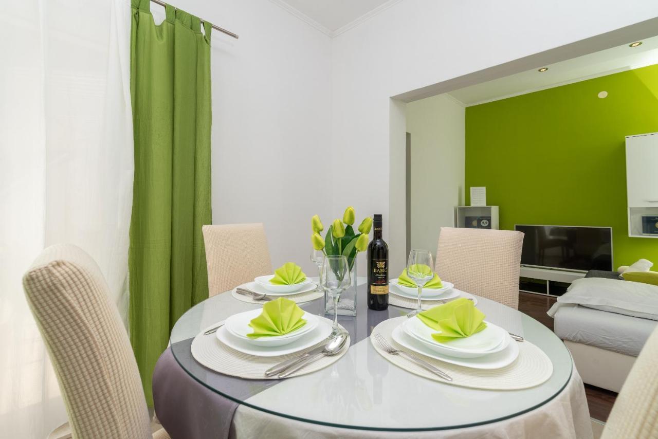 Apartment Roko Trogir Exteriör bild