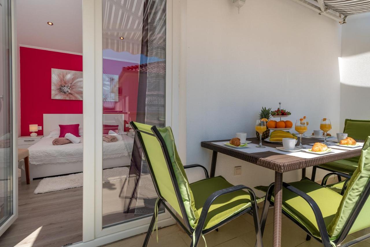 Apartment Roko Trogir Exteriör bild