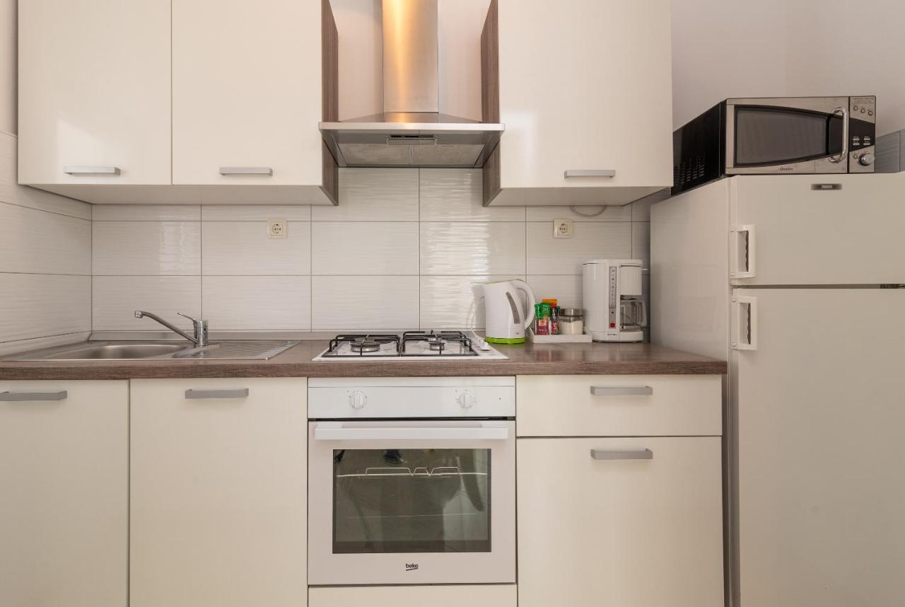 Apartment Roko Trogir Exteriör bild