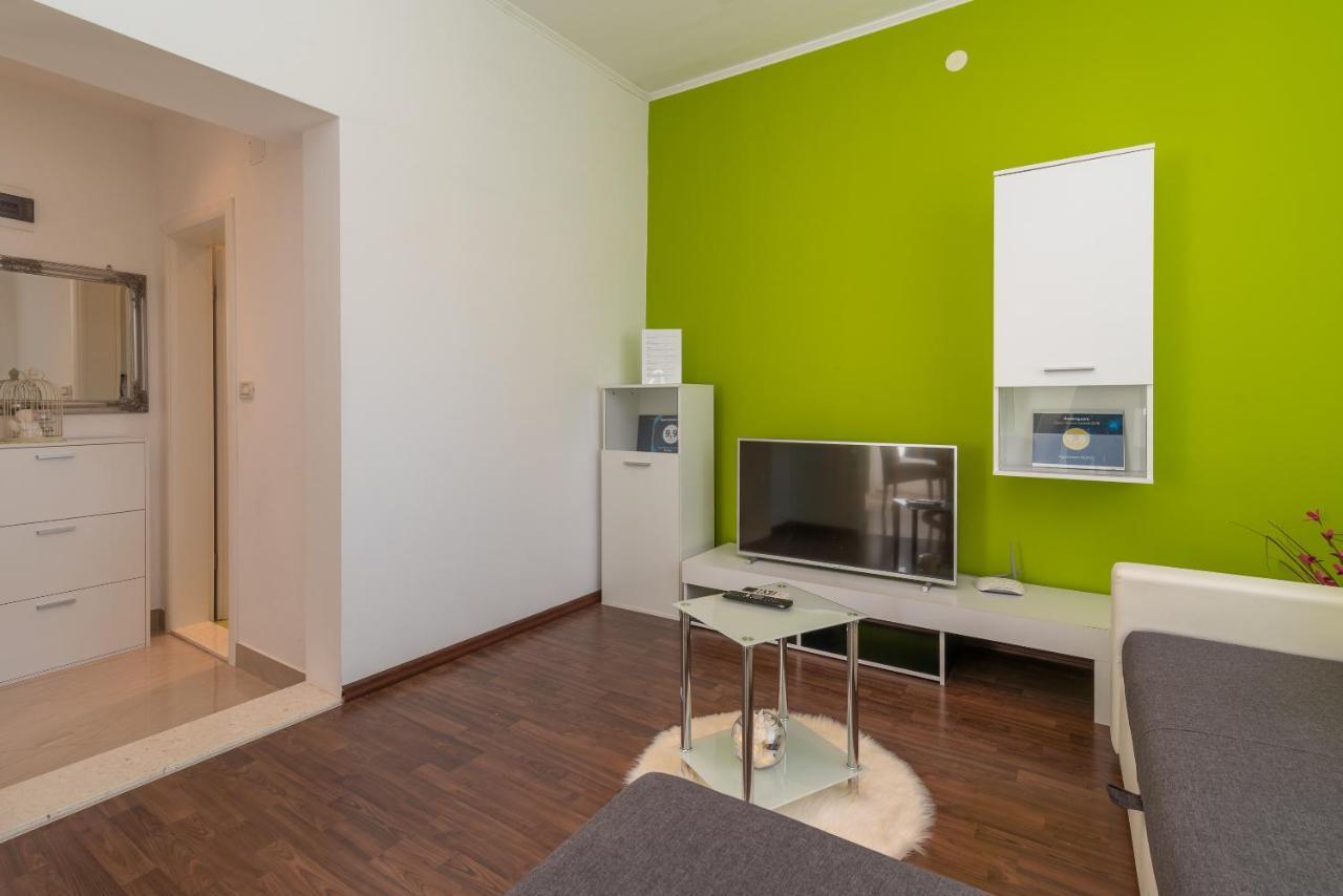 Apartment Roko Trogir Exteriör bild